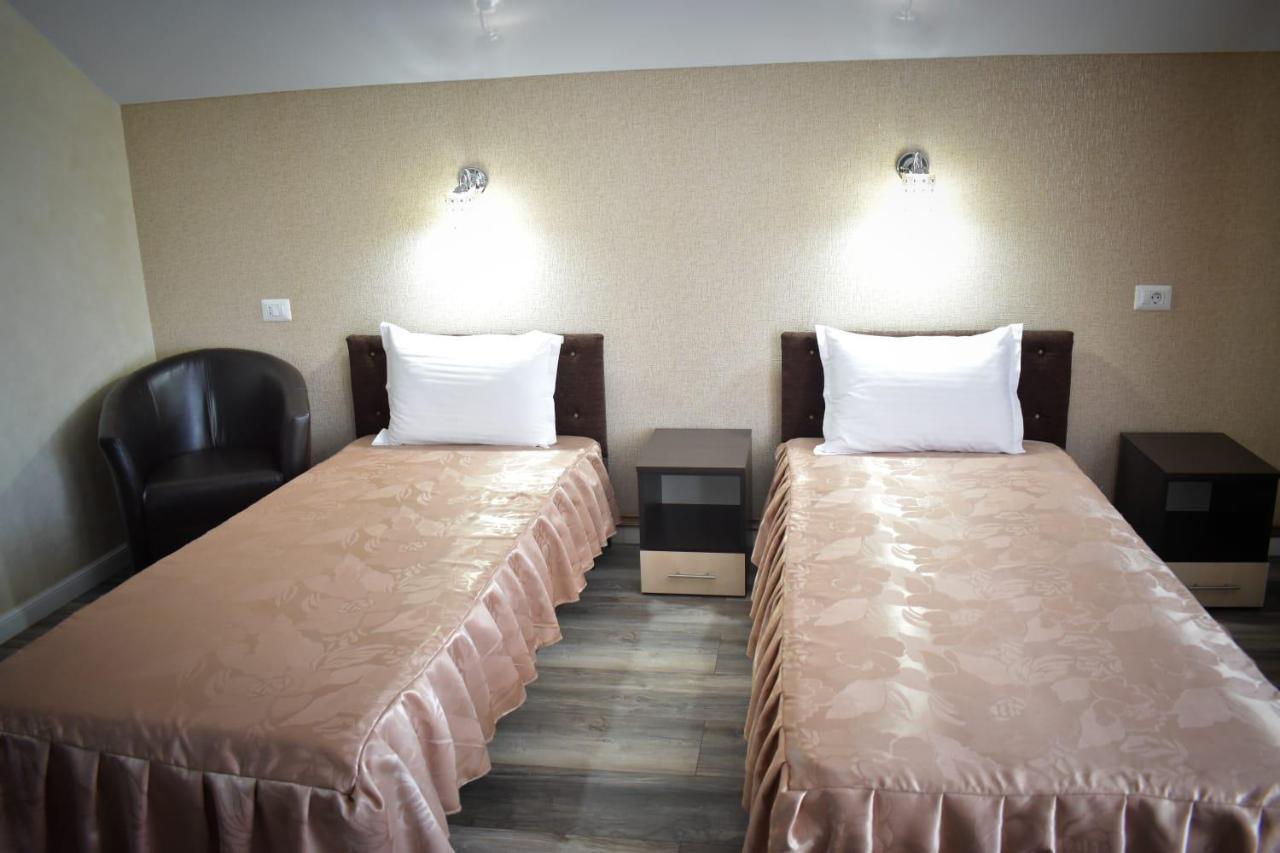 Apartament Casa Brancusiana Târgu Jiu Zewnętrze zdjęcie